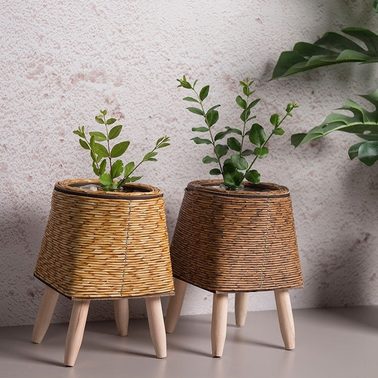 Square-Shaped Plastic Floor Planter, Rustic Garden Style