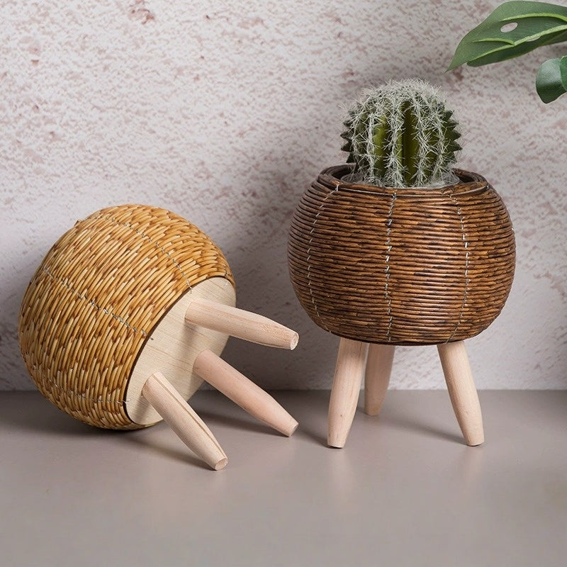 Lantern-Shaped Cylindrical Plastic Floor Planter, Rustic Garden Style